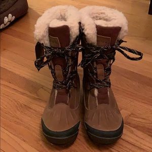 NWT BEARPAW waterproof winter boots
